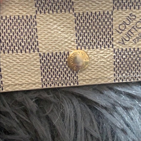 🔴SOLD🔴 Louis Vuitton 4 Key Holder Damier Azur - Picture 4 of 8